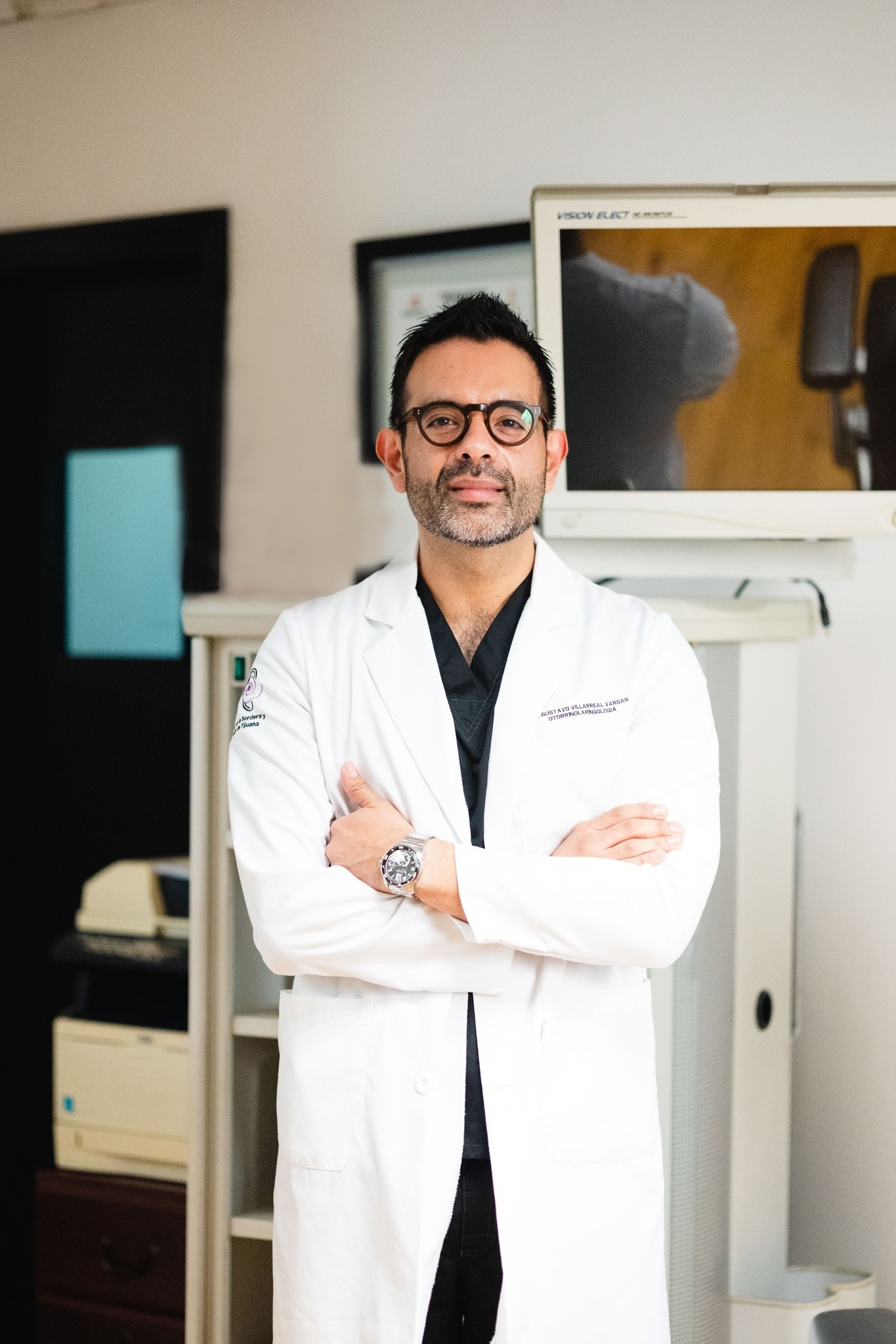 Dr. Gustavo Villareal